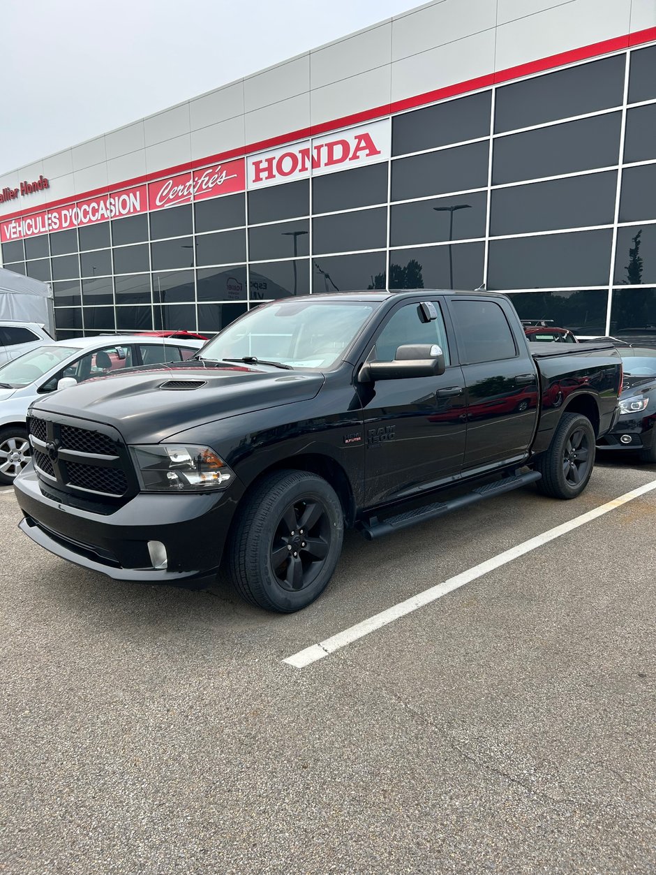 Ram 1500 Classic Express 2020 à , Québec