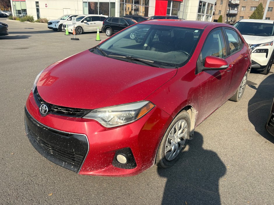 2014 Toyota Corolla S in Montréal, Quebec