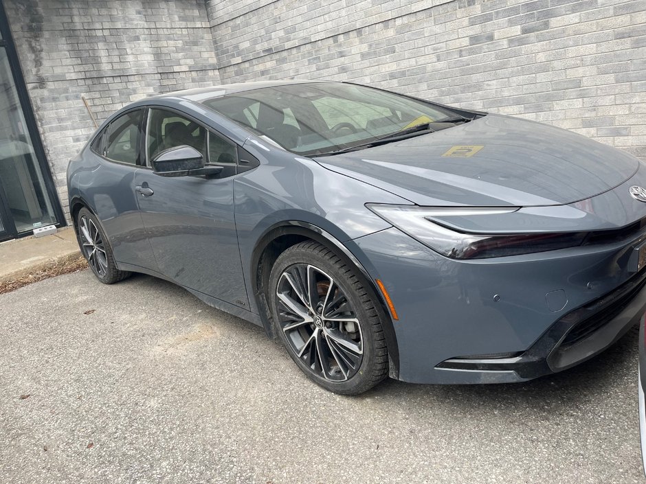 2024 Toyota Prius XLE in Montréal, Quebec