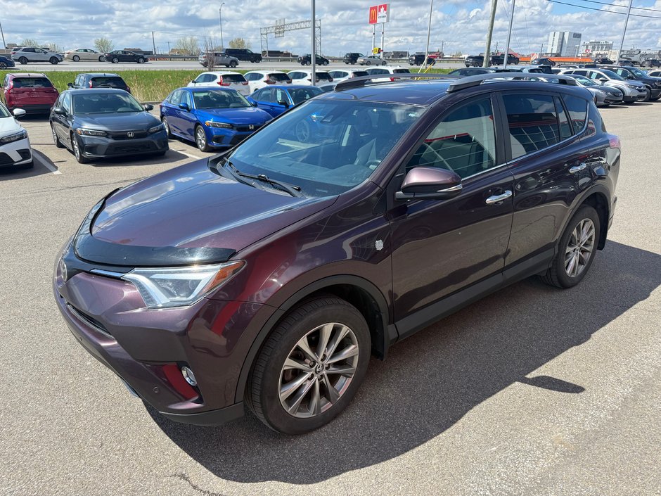 2017 Toyota RAV4 Limited in Montréal, Quebec