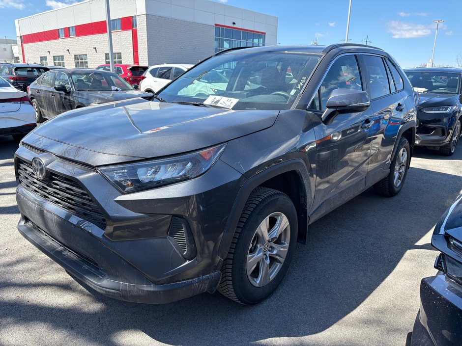 2025 Toyota RAV4 Hybrid LE in Montréal, Quebec