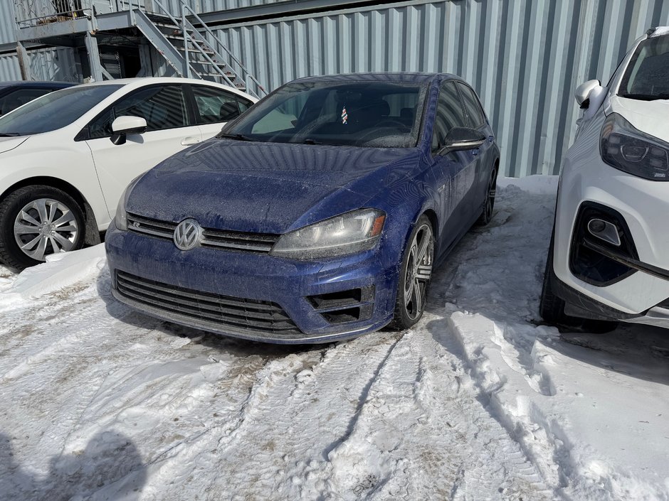 Volkswagen Golf R  2017 à Montréal, Québec
