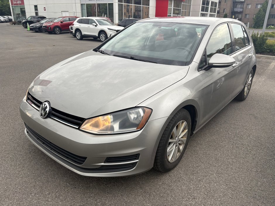 Volkswagen Golf TRENDLINE 2017 à Montréal, Québec