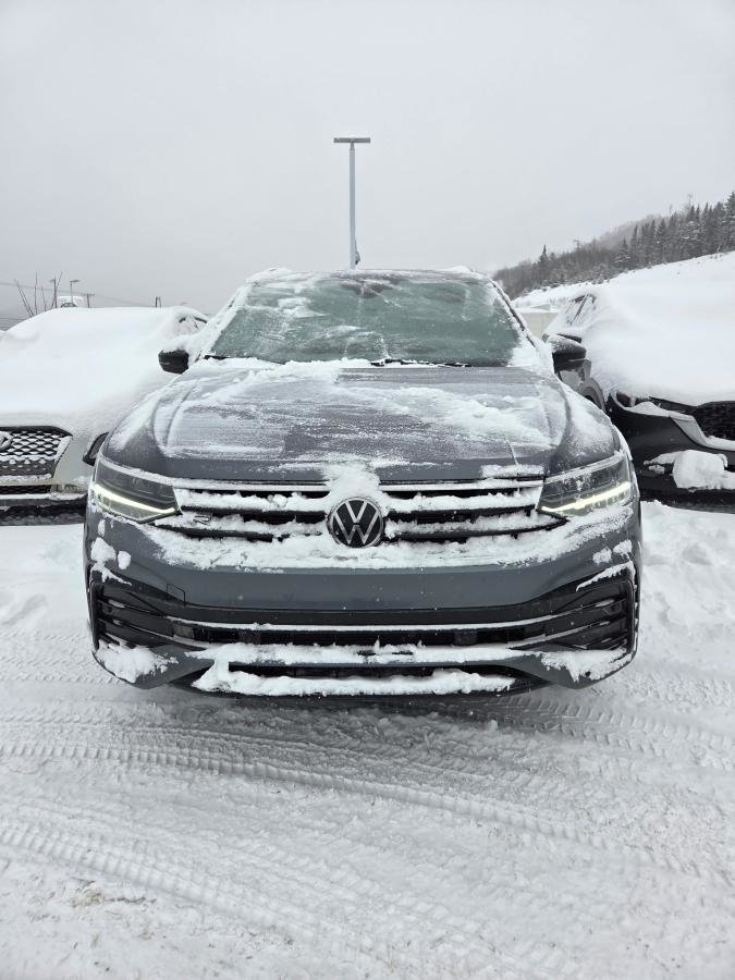 Volkswagen Tiguan Comfortline R-Line Black Edition | AWD | 2.0T | CUIR | CARFAX CLEAN 2022 à , Québec