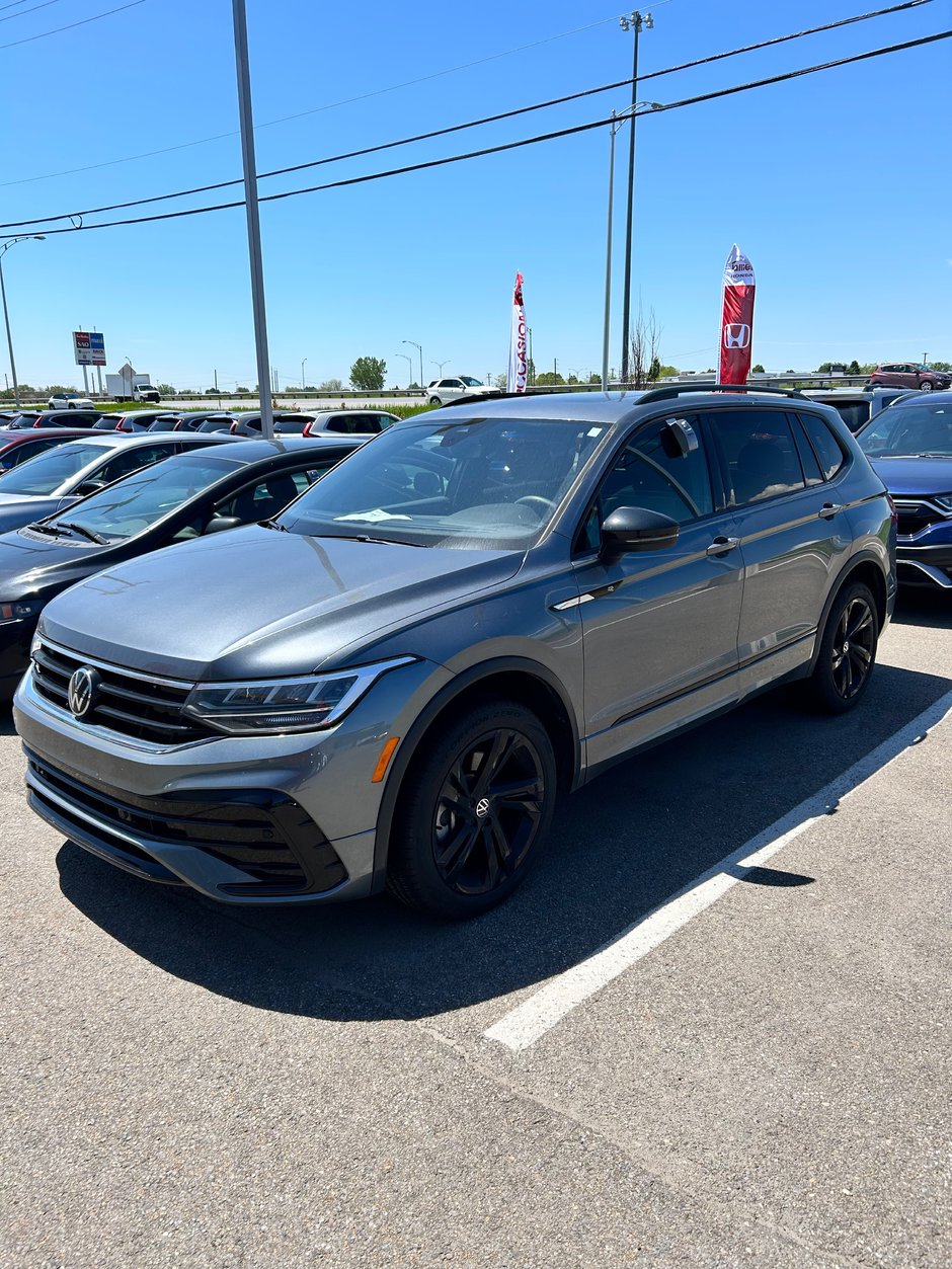 2023 Volkswagen Tiguan Comfortline R-Line Black Edition in , Quebec