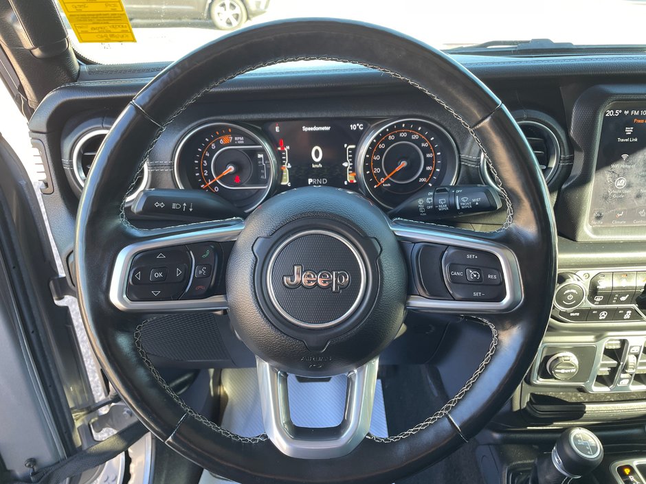 2019 Jeep Wrangler Unlimited Sahara Clean Iconic Wrangler with Heated Leather Seats and Steering Wheel