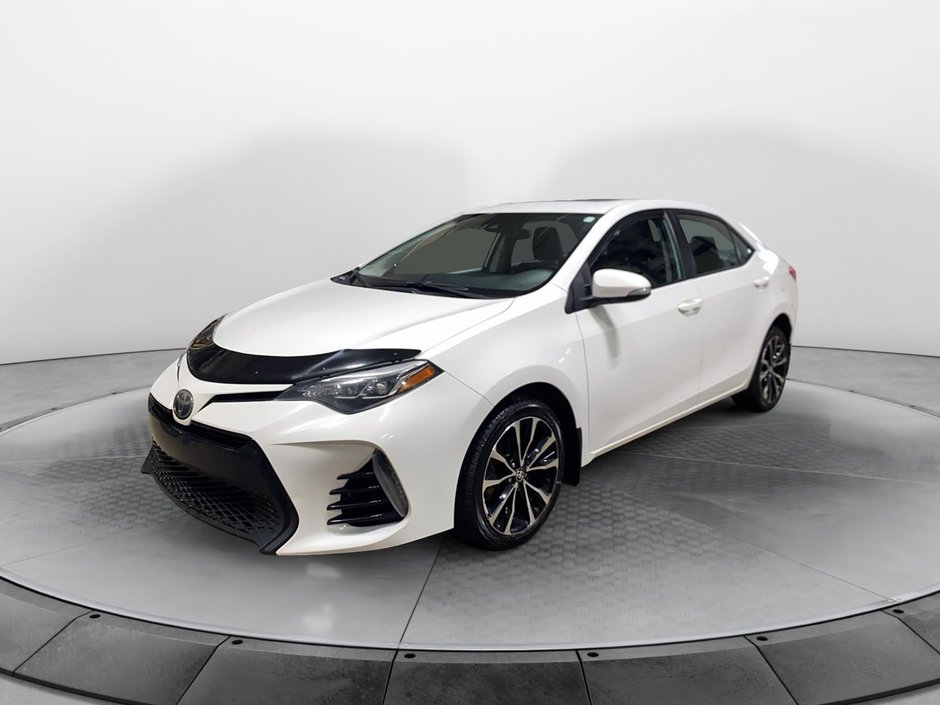 Toyota Corolla  2018 à Sept-Îles, Québec - w940px