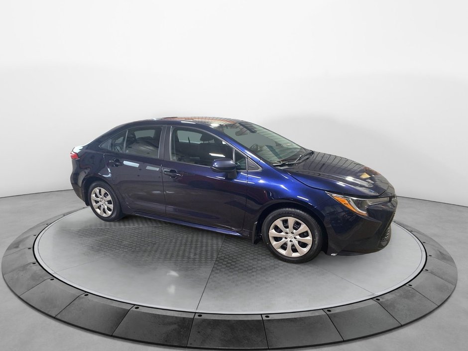 2020 Toyota Corolla in Jonquière, Quebec - w940px