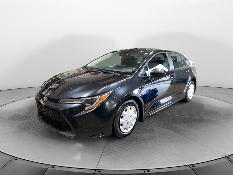2020 Toyota Corolla in Sept-Îles, Quebec - w940px