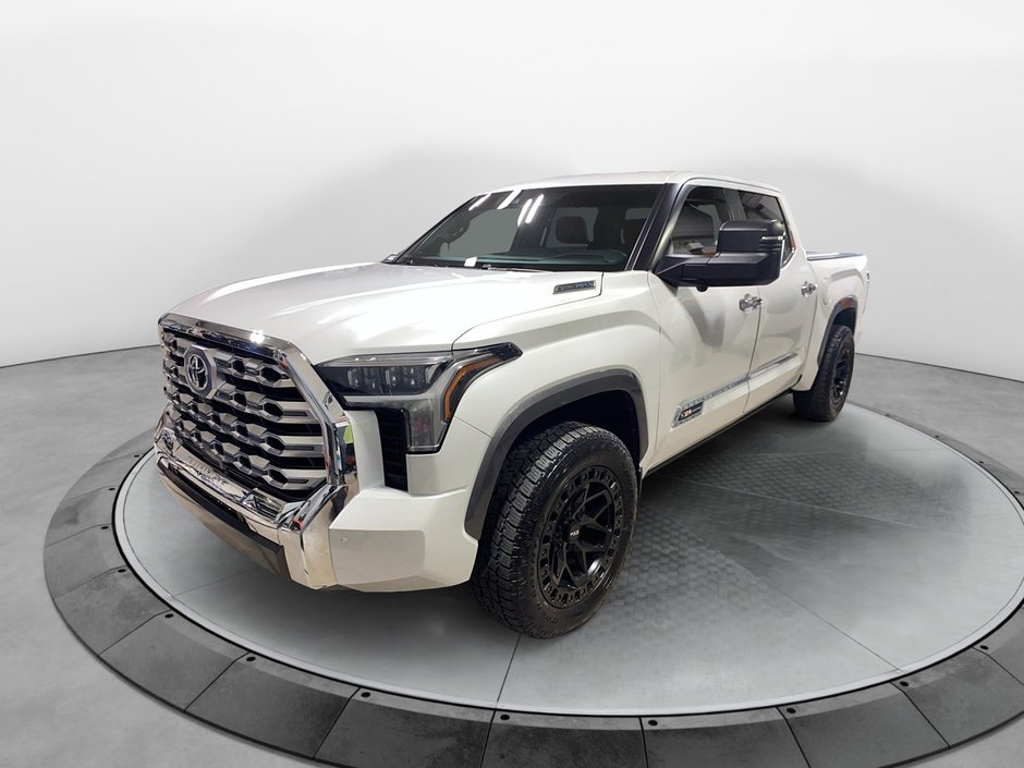 2025 Toyota Tundra in Sept-Îles, Quebec - w940px