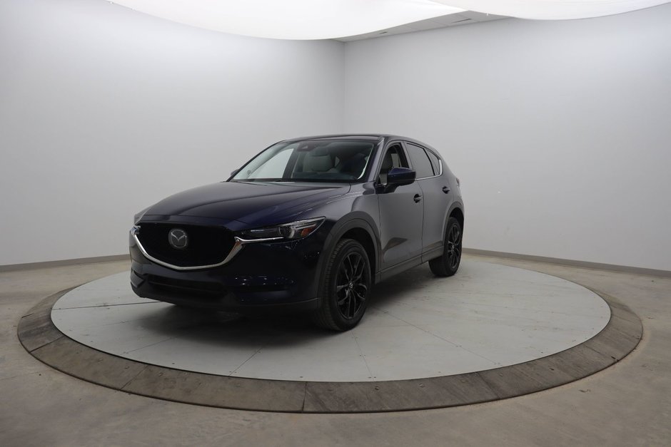 2021 Mazda CX-5 in Jonquière, Quebec - w940px