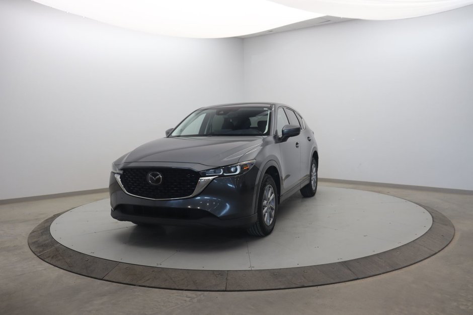 2022 Mazda CX-5 in Sept-Îles, Quebec - w940px