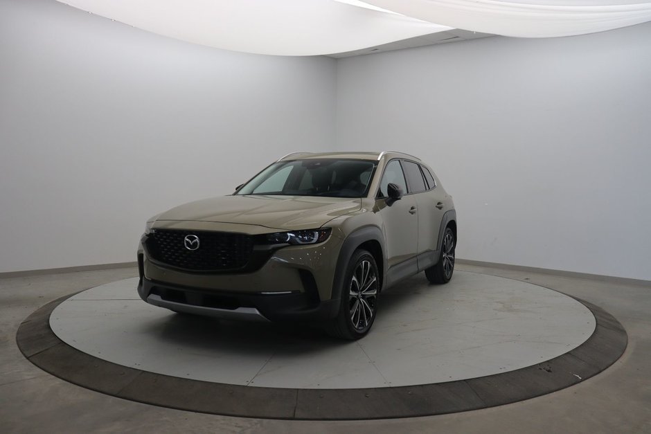 Mazda CX-50  2023 à Jonquière, Québec - w940px