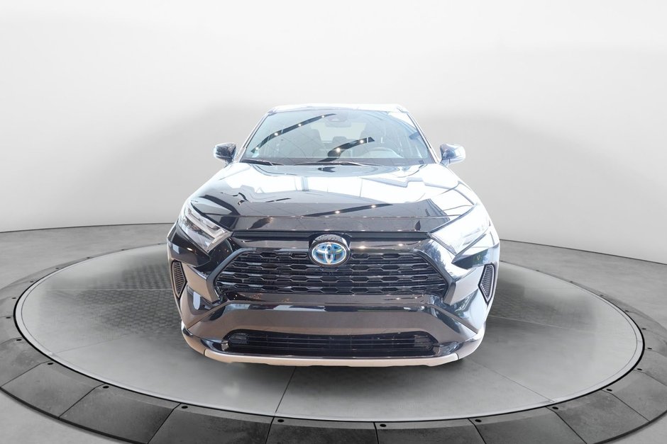 Toyota RAV4 Hybrid SE 2022-2