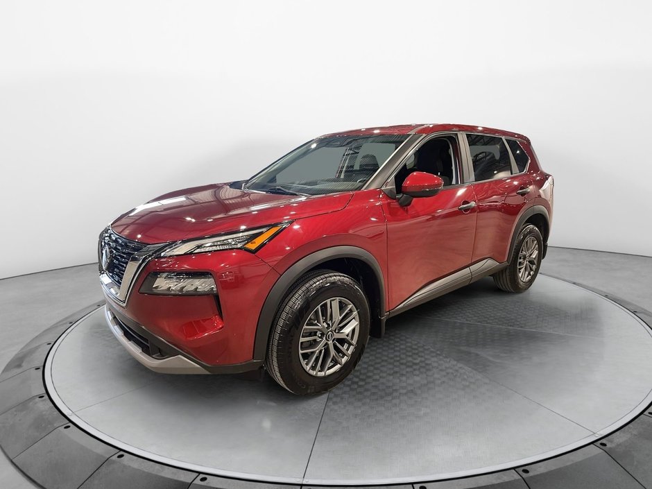 2022 Nissan Rogue S in Chicoutimi, Quebec