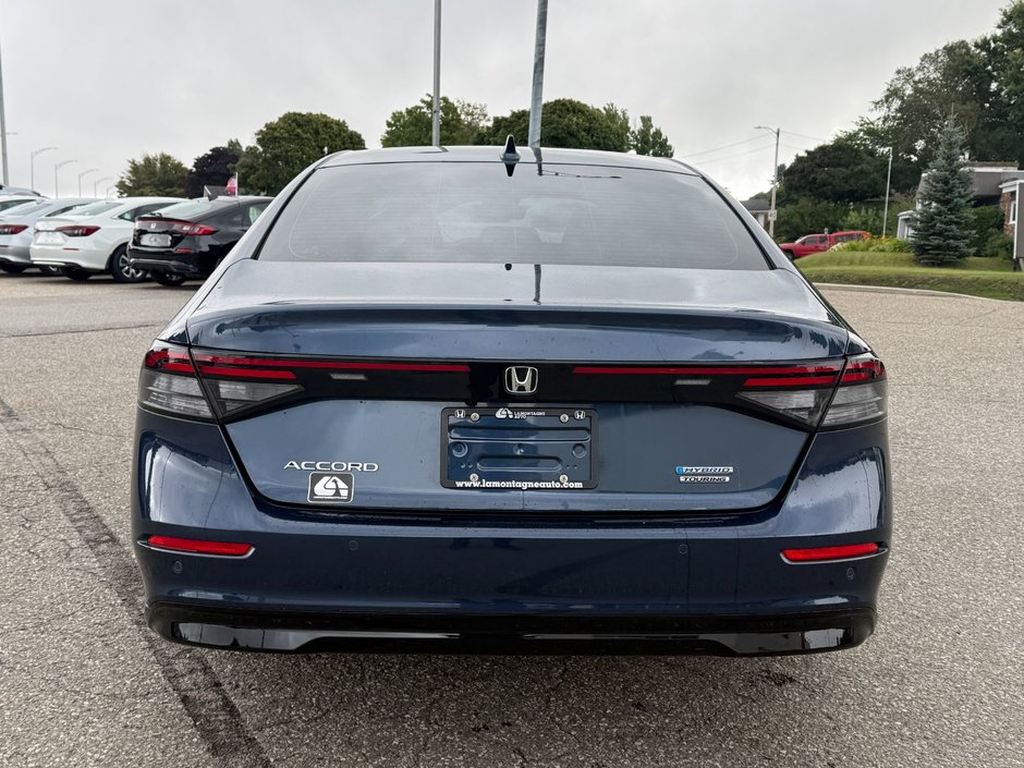 Honda Accord Hybrid Touring 2024-5
