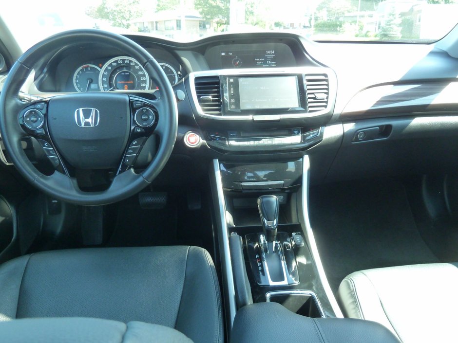 Honda Accord Sedan EX-L 2017-26