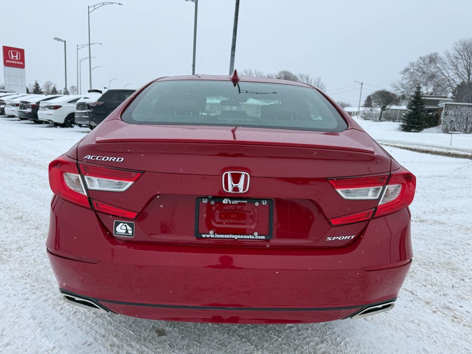 Honda Accord Sedan Sport 2018-6
