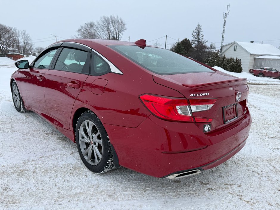 Honda Accord Sedan Sport 2018-8