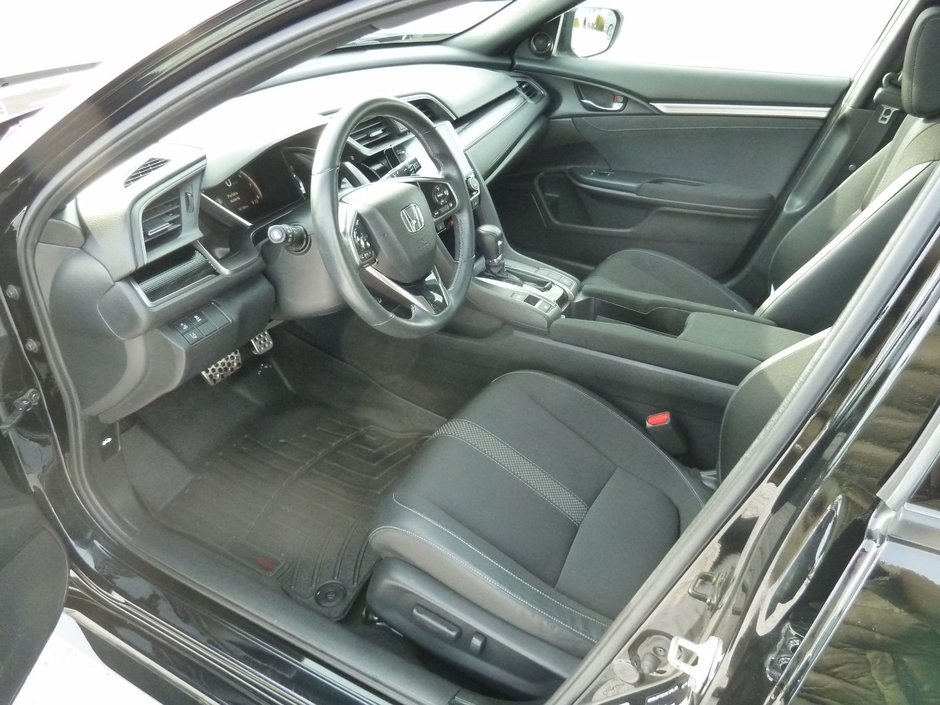 2020 Honda Civic Hatchback Sport-17