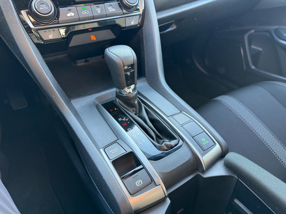 Honda Civic Hatchback LX 2020-17