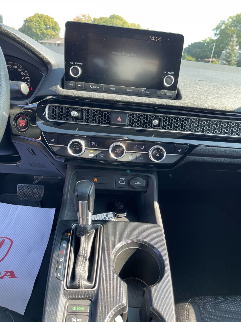 2022 Honda CIVIC LX-11