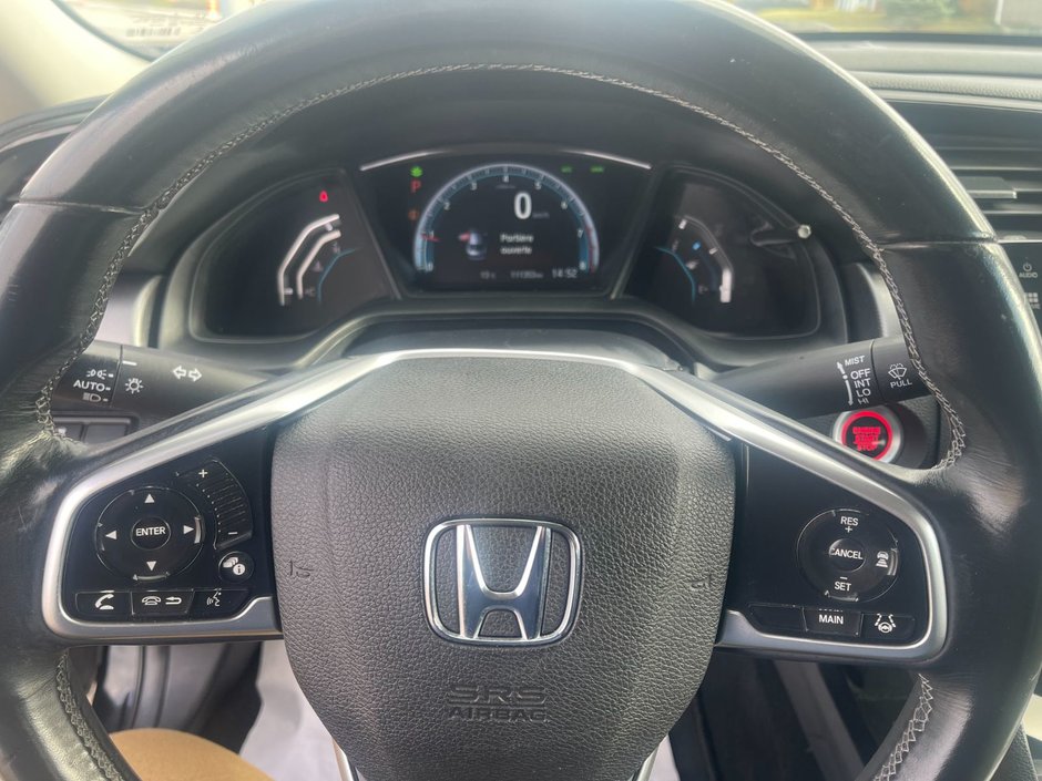 Honda Civic Sedan SE 2018-10