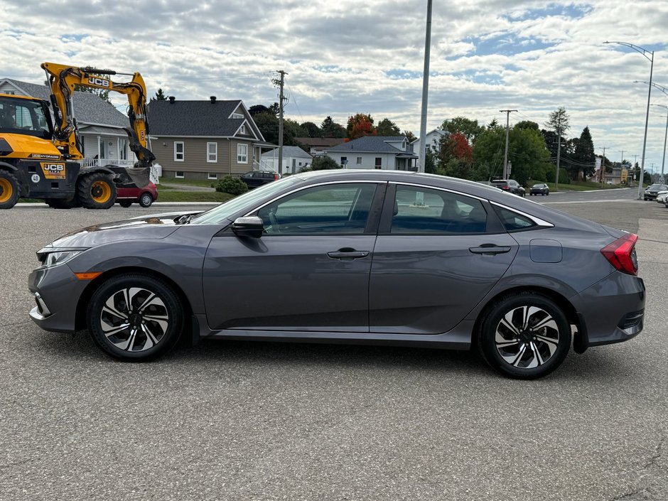 2019 Honda Civic Sedan LX-8