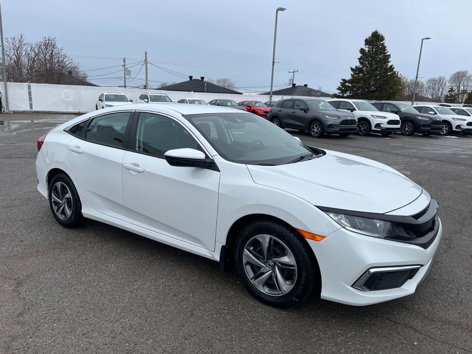 Honda Civic Sedan LX 2021-3