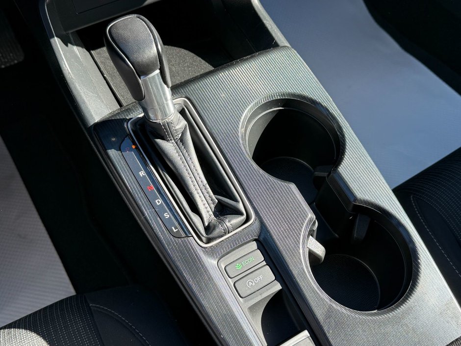 2022 Honda Civic Sedan EX-16