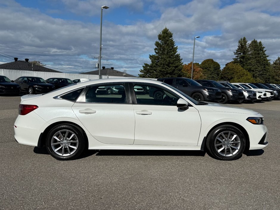 2022 Honda Civic Sedan EX-3