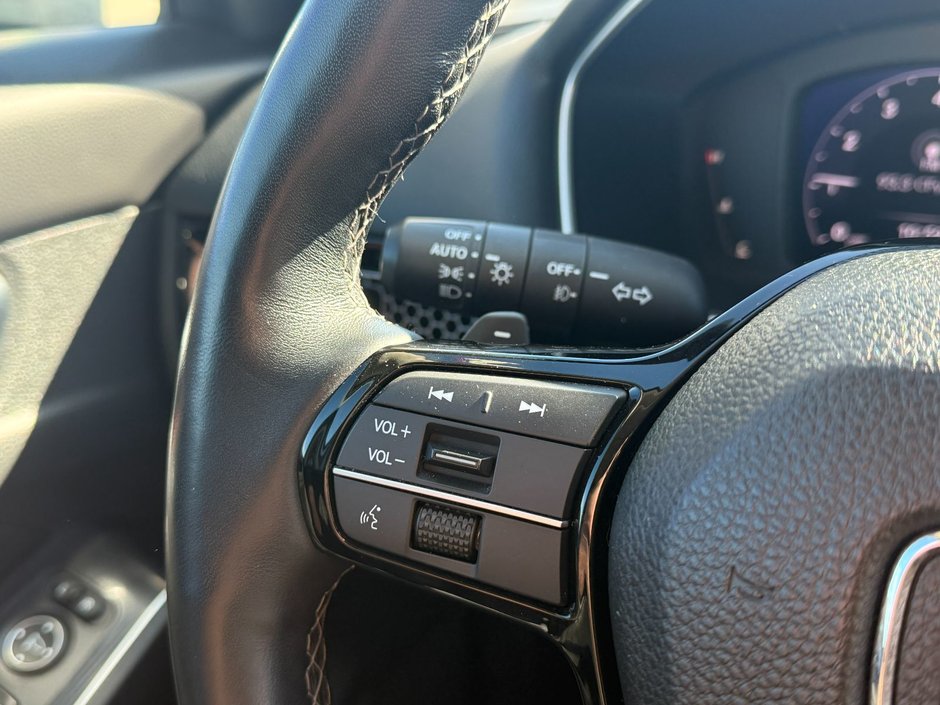 Honda Civic Sedan Touring 2022-13