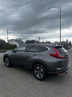 Honda CR-V LX 2018-9
