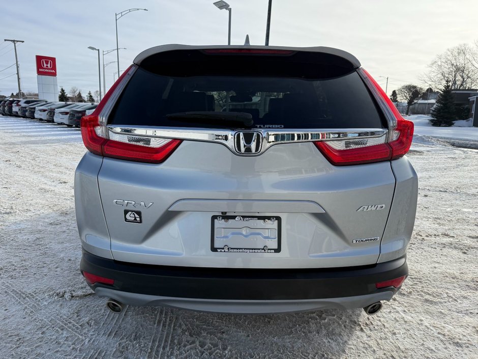 Honda CR-V Touring 2019-6
