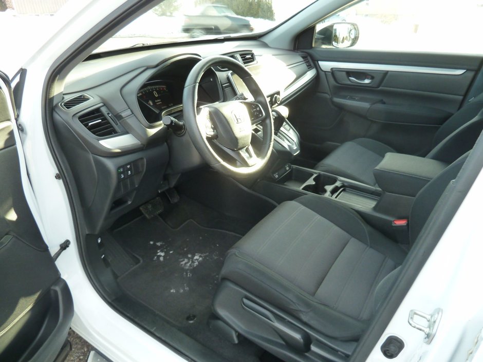 Honda CR-V LX AWD 2020-15