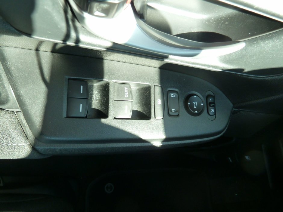 2020 Honda CR-V LX AWD-29