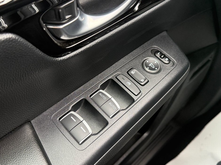 Honda CR-V Sport 2025-13