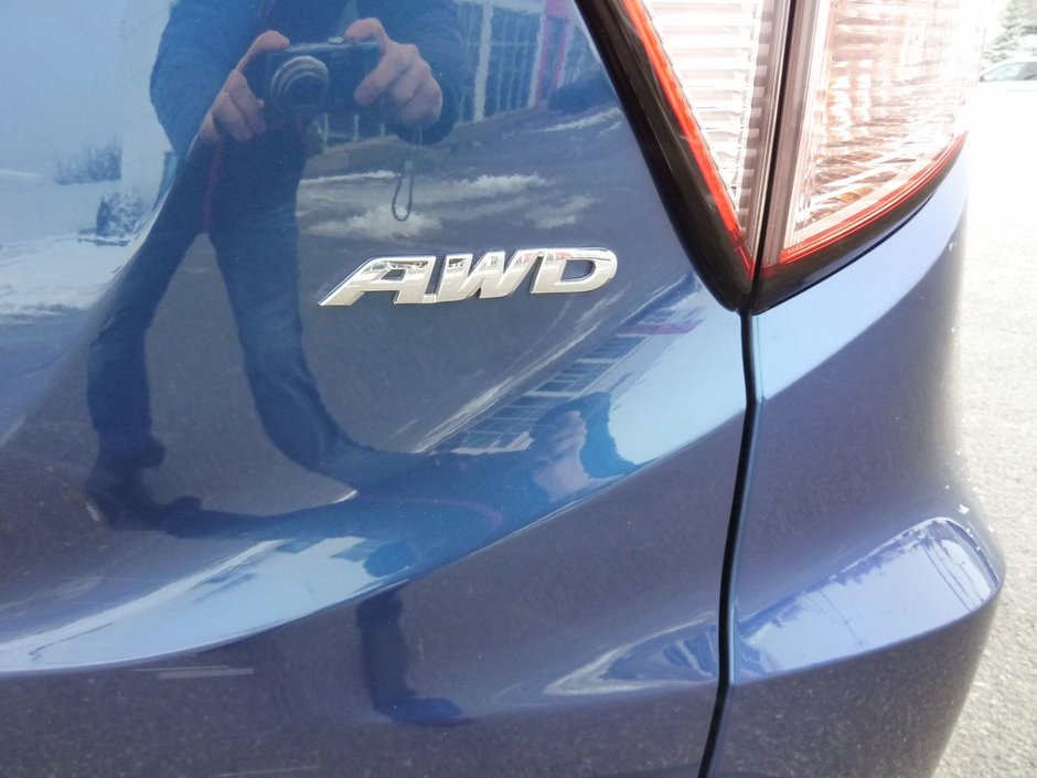 2016 Honda HR-V LX AWD-10