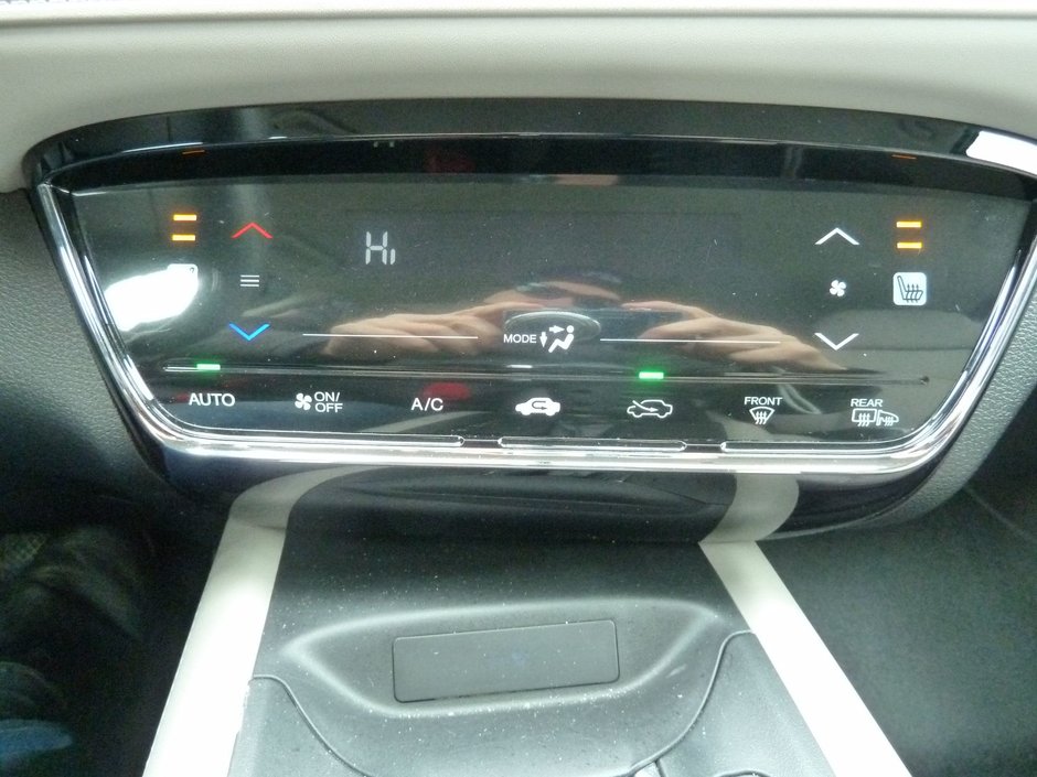 2016 Honda HR-V LX AWD-32