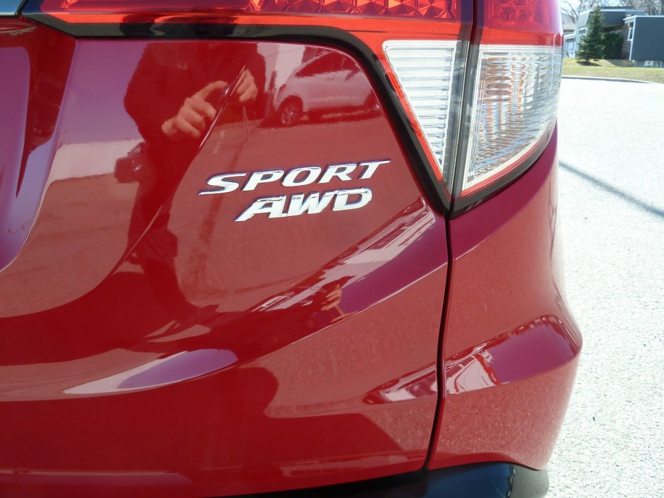 2021 Honda HR-V Sport AWD-8
