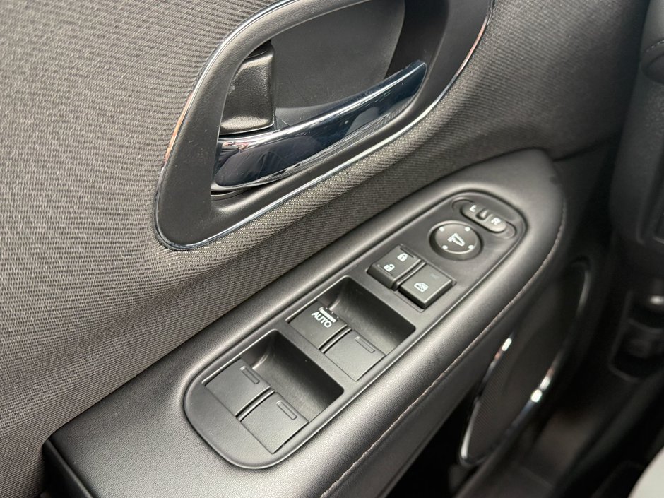 2021 Honda HR-V Sport-12