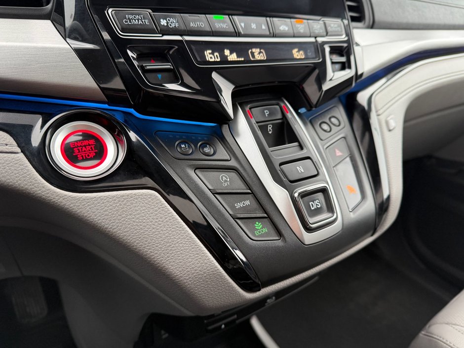 2018 Honda Odyssey Touring-17