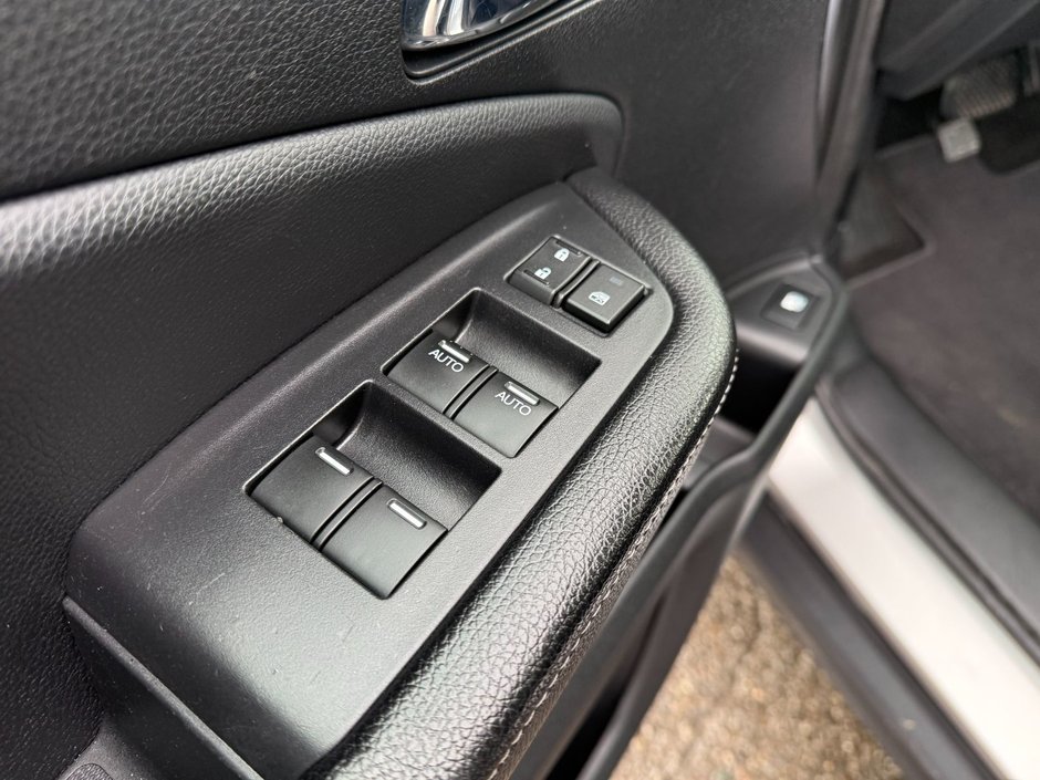 2017 Honda Ridgeline Sport-12