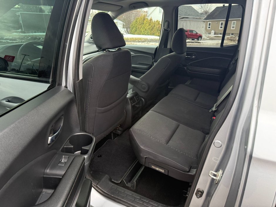 2017 Honda Ridgeline Sport-10