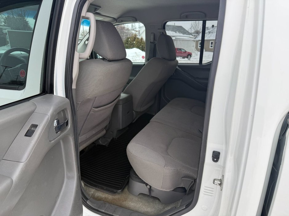 Nissan Frontier  2016-12