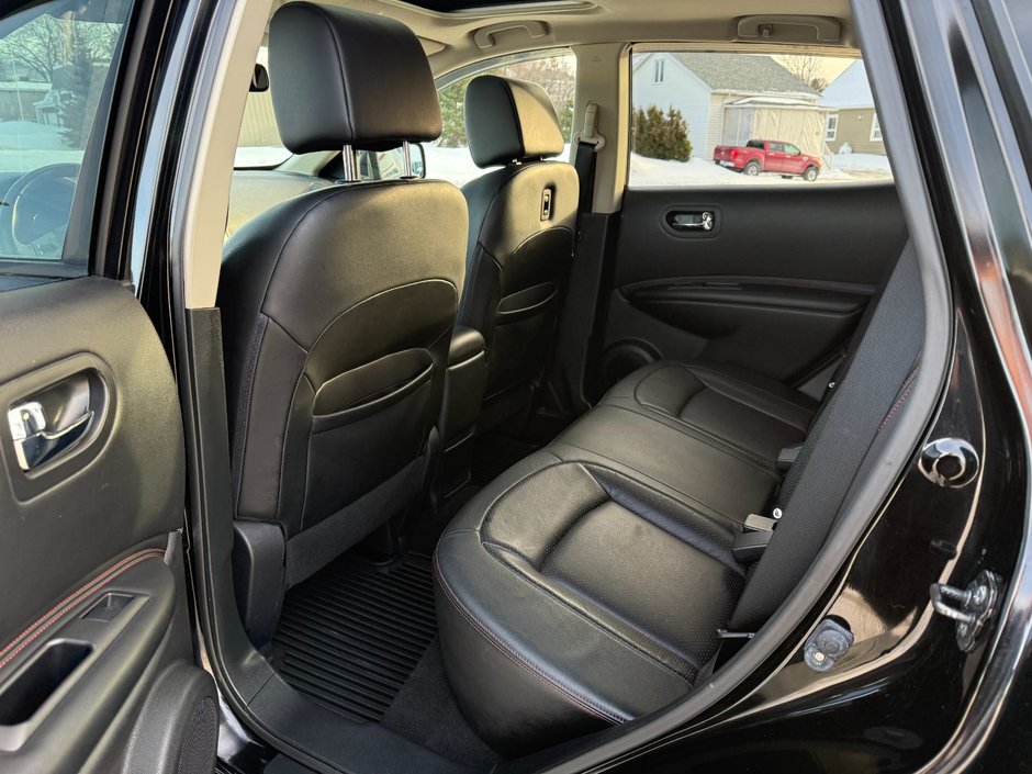 Nissan Rogue SL 2012-10