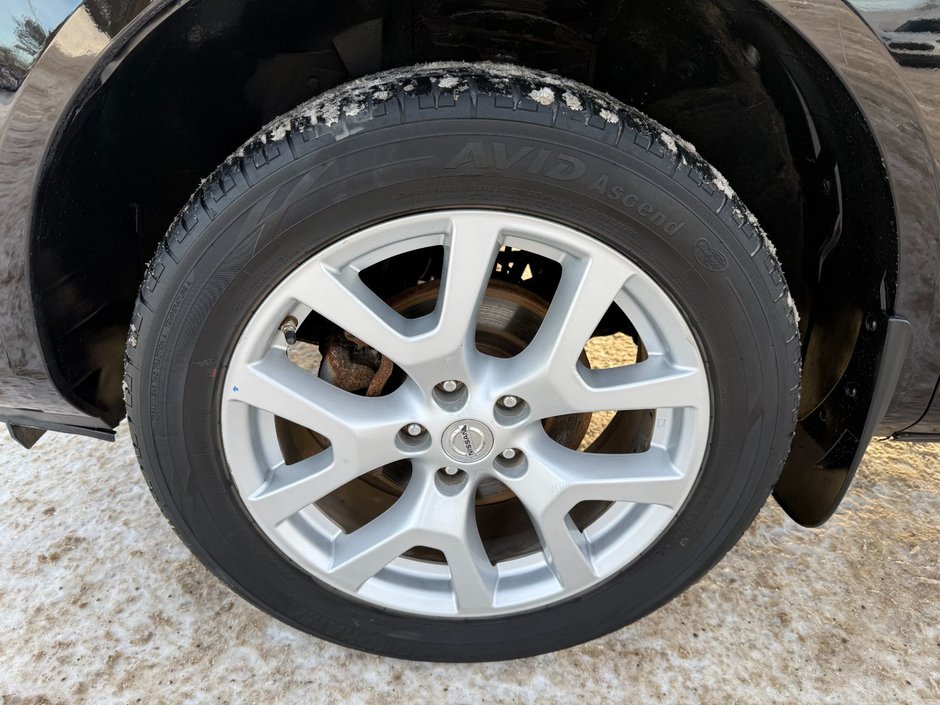 Nissan Rogue SL 2012-9