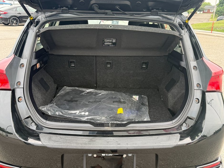 2018 Toyota Corolla iM-6