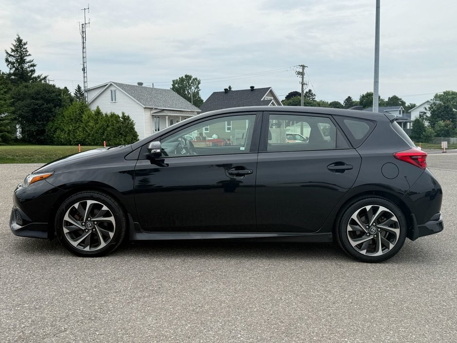2018 Toyota Corolla iM-8
