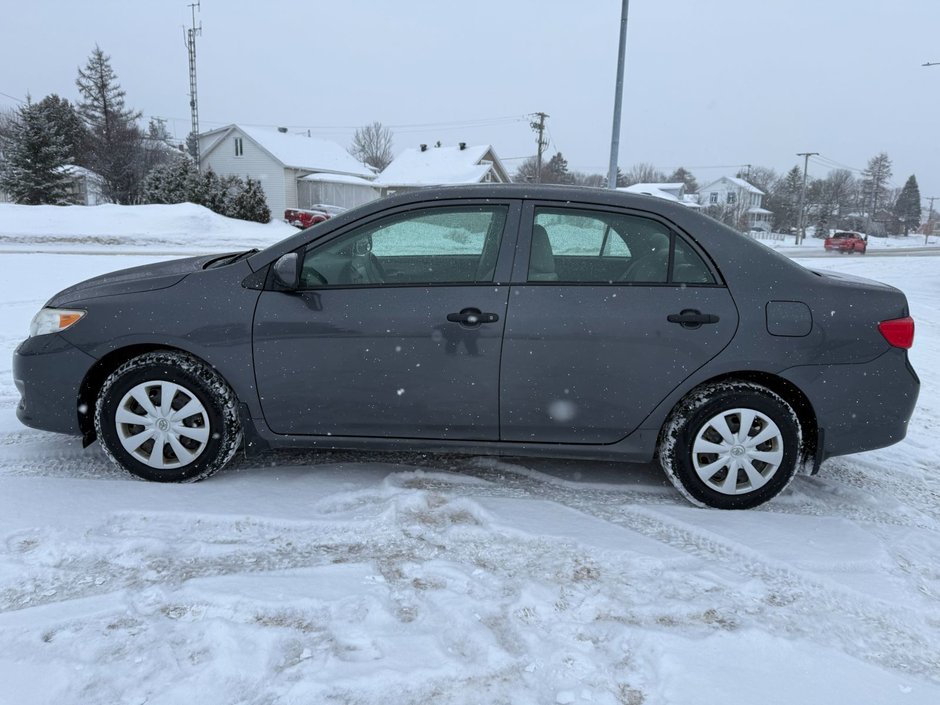 Toyota Corolla  2009-8